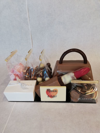 Afbeeldingen van Cadeaupakket handtas en lipstick 35.10€