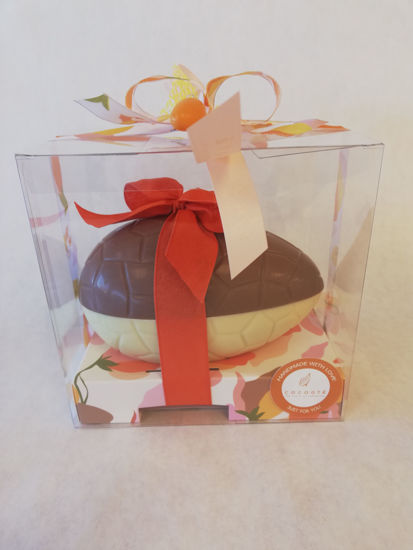 Afbeeldingen van Ei gevuld met kleine eitjes - ca450g